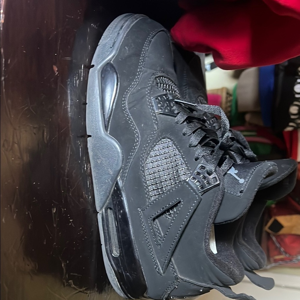Men's Black Athletic Shoes